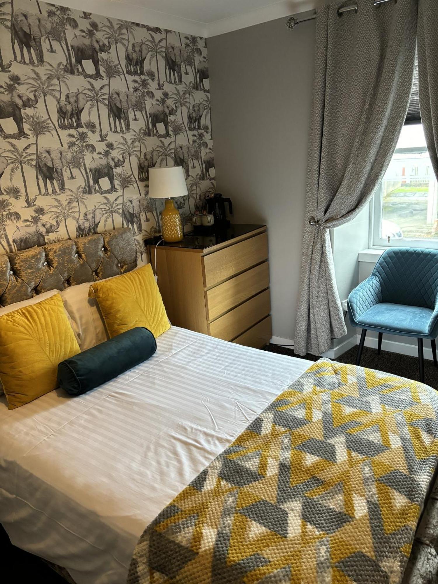 The Blackhorse Accommodation Newton Stewart Exteriér fotografie