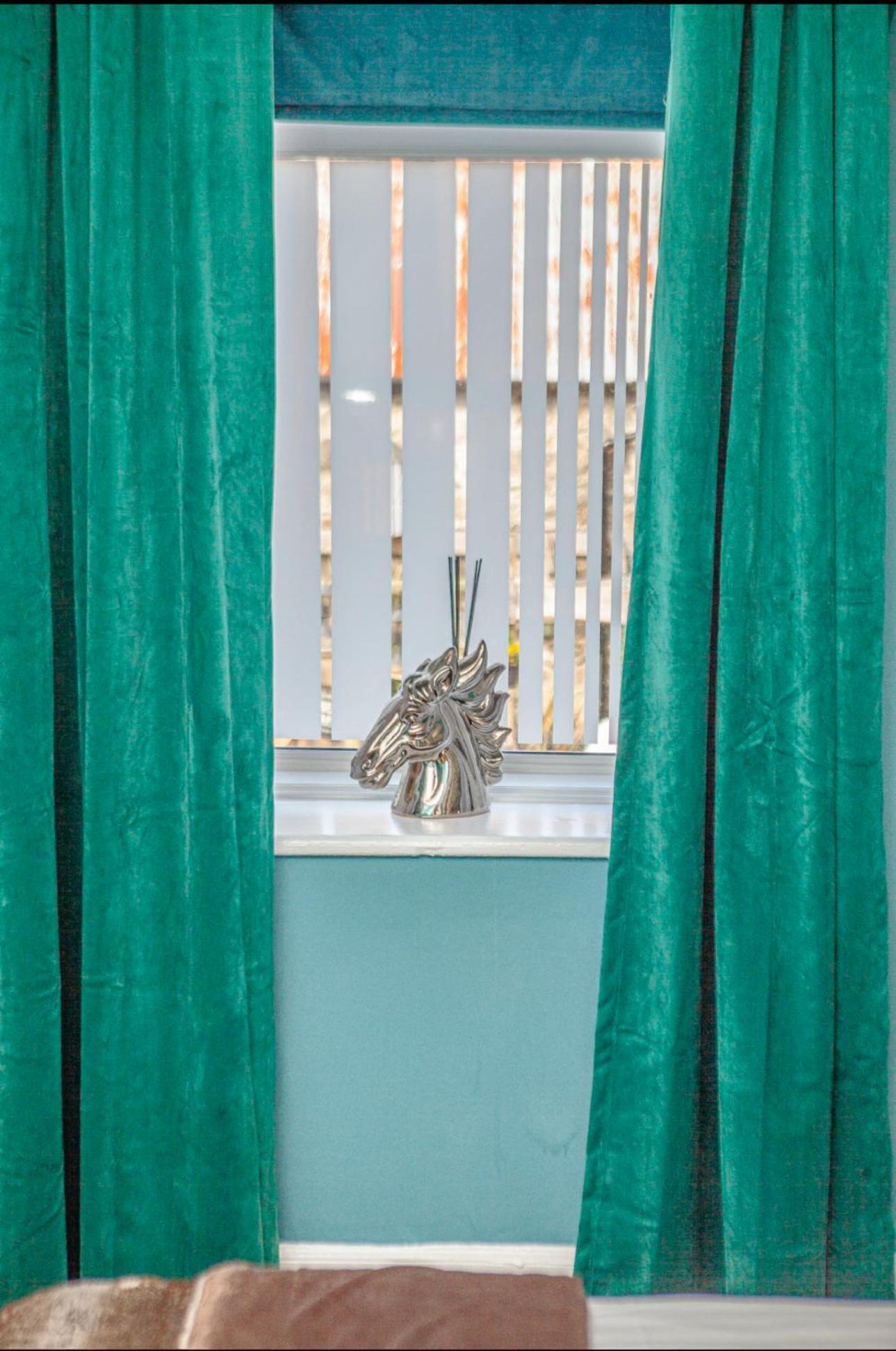 The Blackhorse Accommodation Newton Stewart Exteriér fotografie